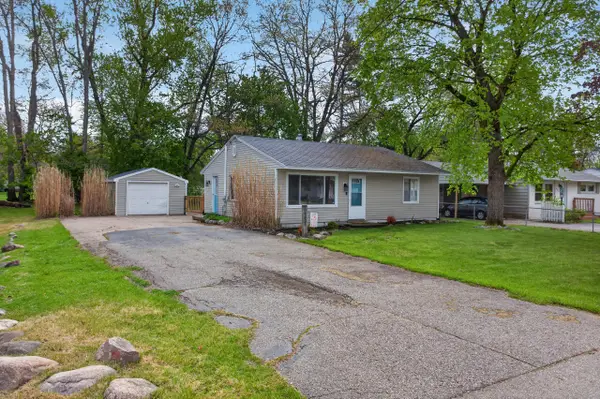 3455 Acacia Boulevard, Jackson, MI 49203