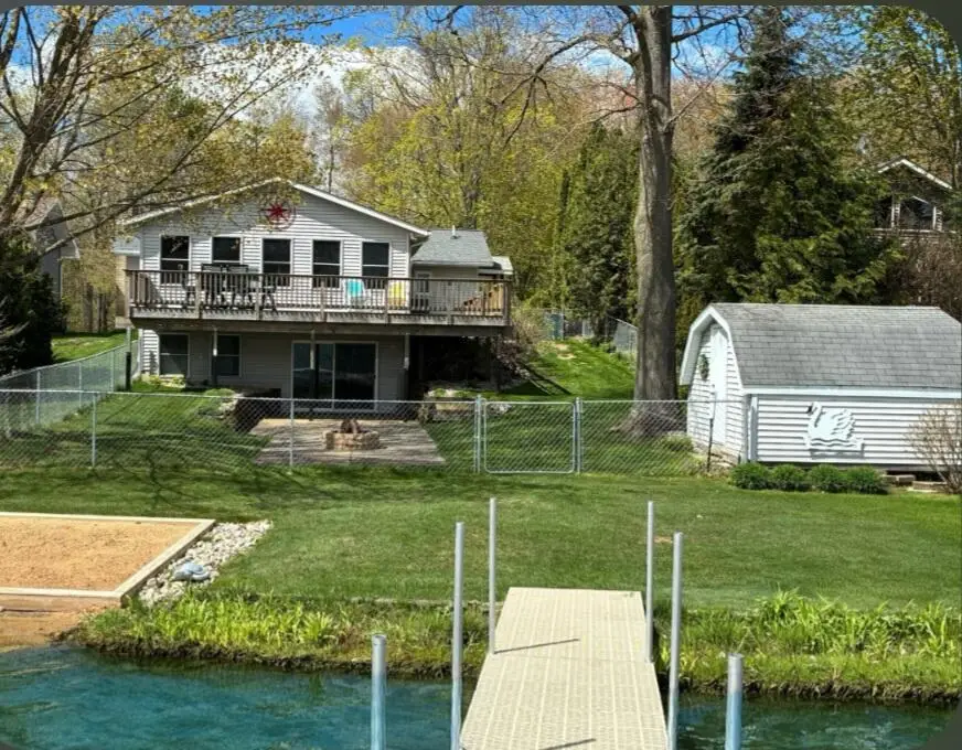 4460 S Sherman Avenue, Fremont, MI 49412 - #1