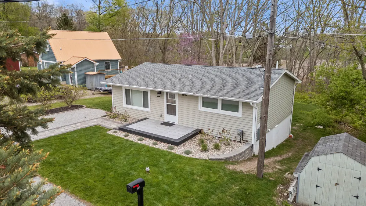 2037 Lakeview Drive, Brooklyn, MI 49230 - #1