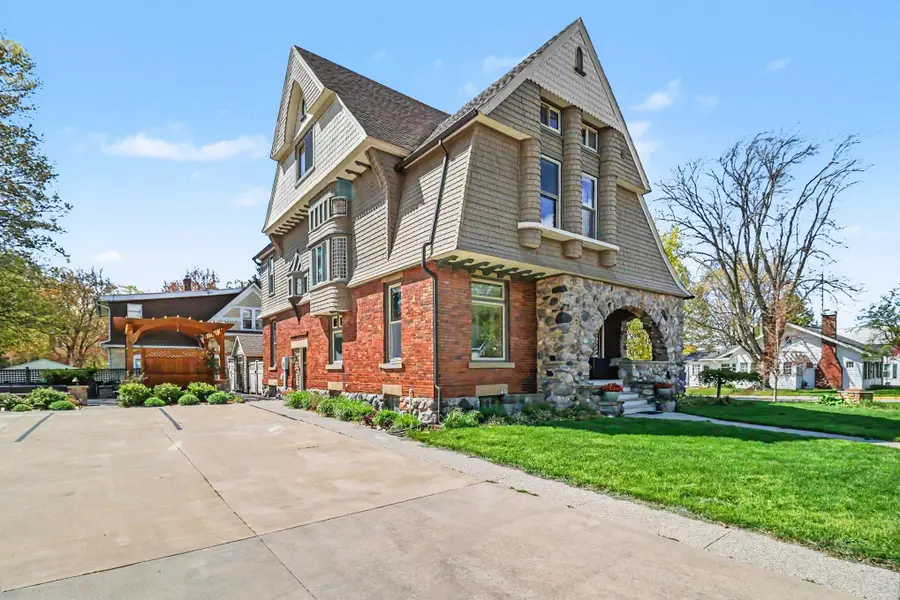 303 S Courtland Street, Hart, MI 49420 - #2