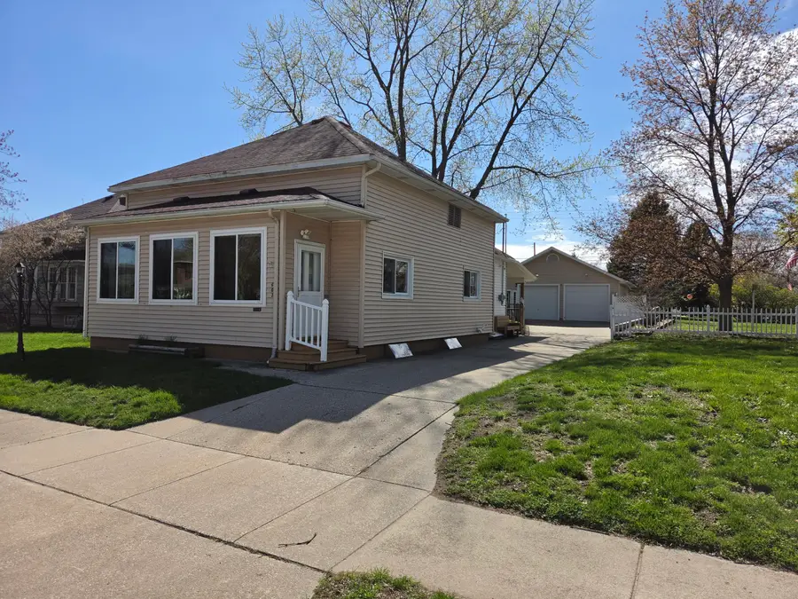 603 New William Street, Ludington, MI 49431 - #3