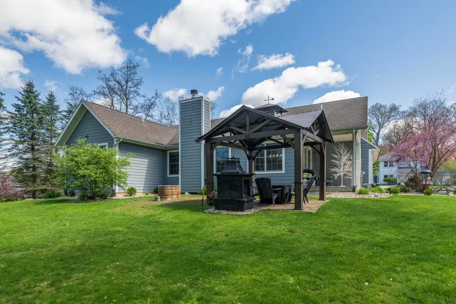 37 Summerset Drive, Kalamazoo, MI 49009 - #2