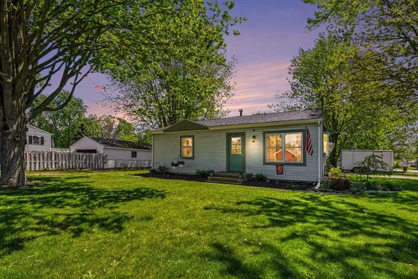 1691 Stratford Avenue, Dorr, MI 49323