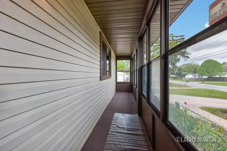 156 58th Street Se, Grand Rapids, MI 49548 - #2