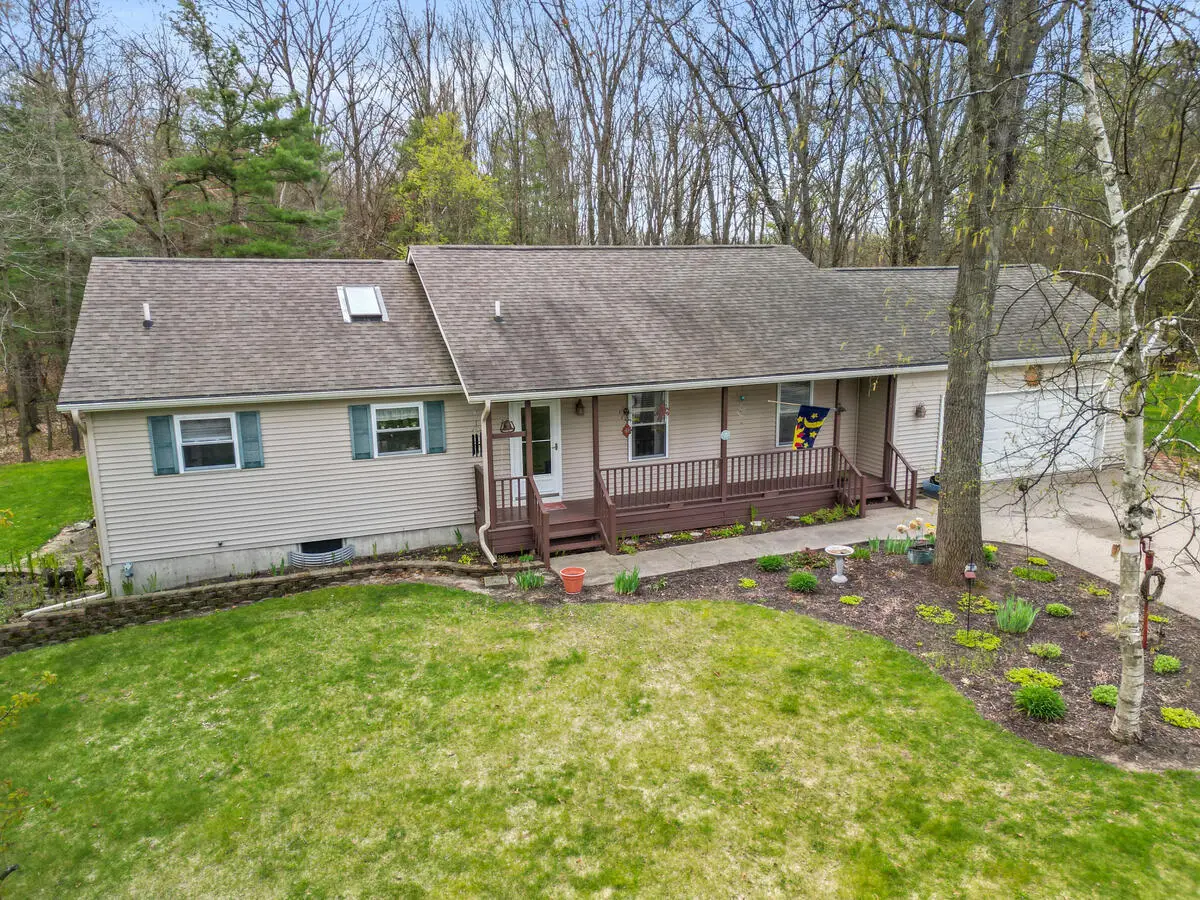17148 Seneca Court, Howard City, MI 49329 - #1