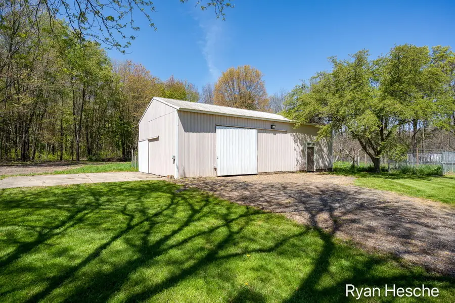 4837 Bancroft Avenue Se, Lowell, MI 49331 - #2