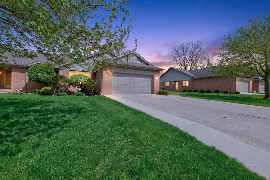1927 Pebble Creek Drive, Canton, MI 48188 - #3