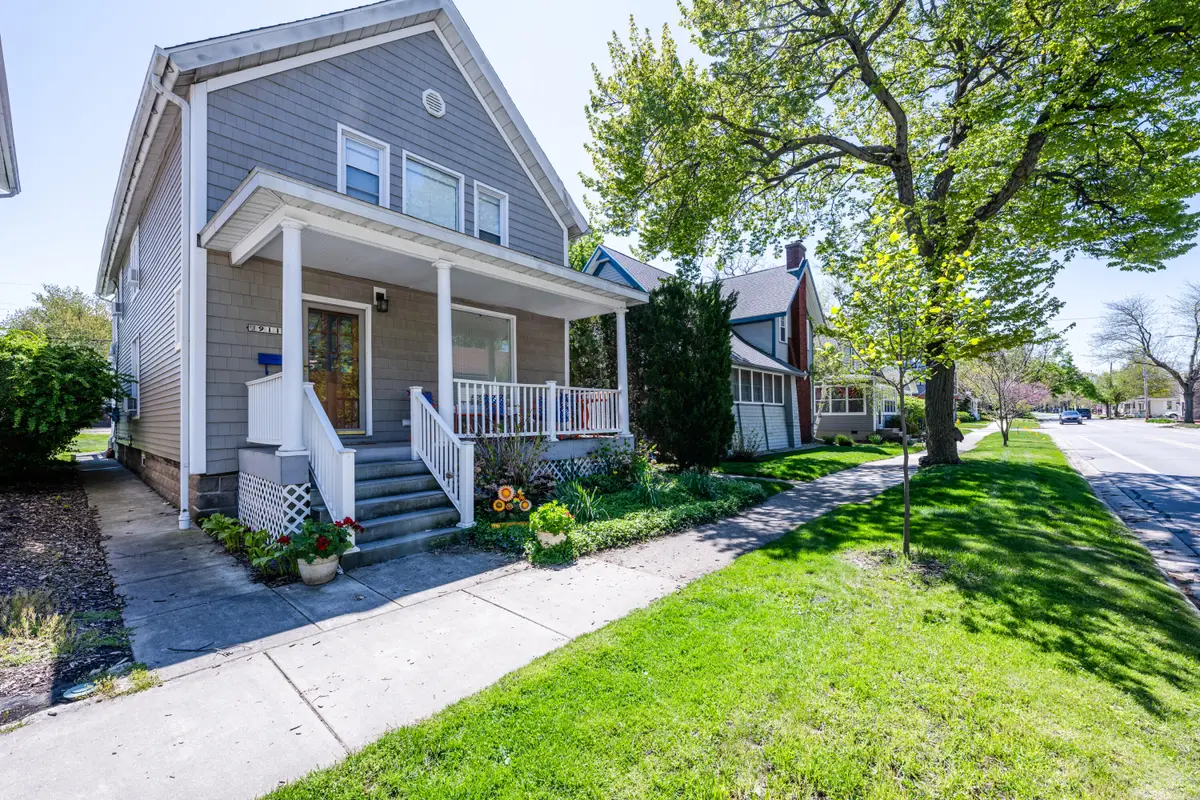911 Lake Boulevard, Saint Joseph, MI 49085 - #1