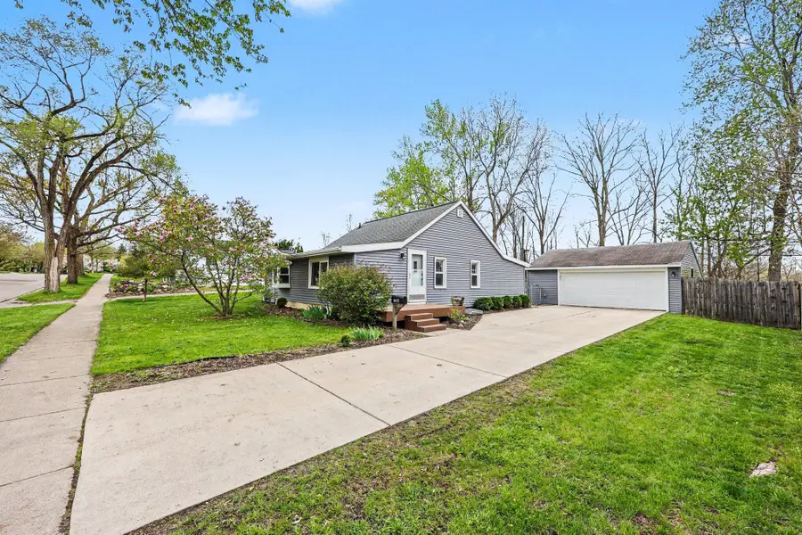 750 Taylor Street, Chelsea, MI 48118 - #2