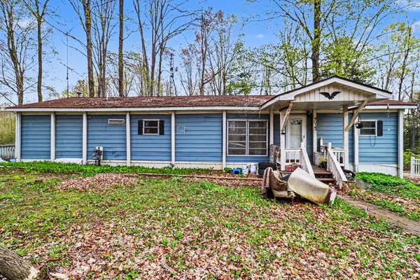 7743 N Manitonka Drive, Weidman, MI 48893