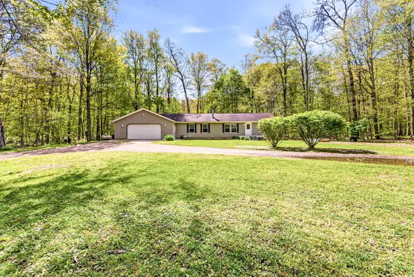 26671 M 60, Cassopolis, MI 49031