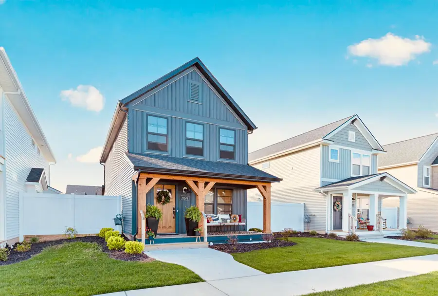 8278 Cooks Corner Drive Se #7, Byron Center, MI 49315 - #2