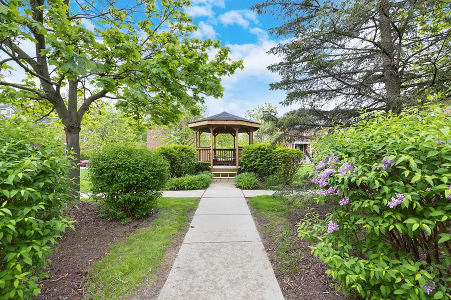16992 Farmington Road, Livonia, MI 48154 - #3