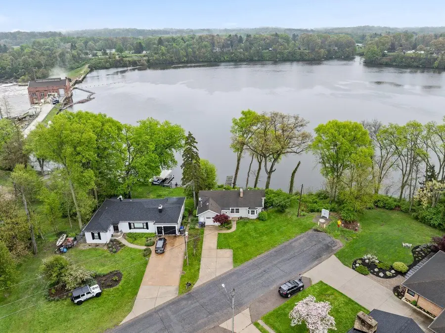 614 S Mechanic Street, Berrien Springs, MI 49103 - #3