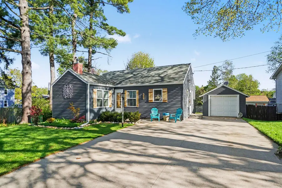 517 E Marshall Street, Hastings, MI 49058 - #3