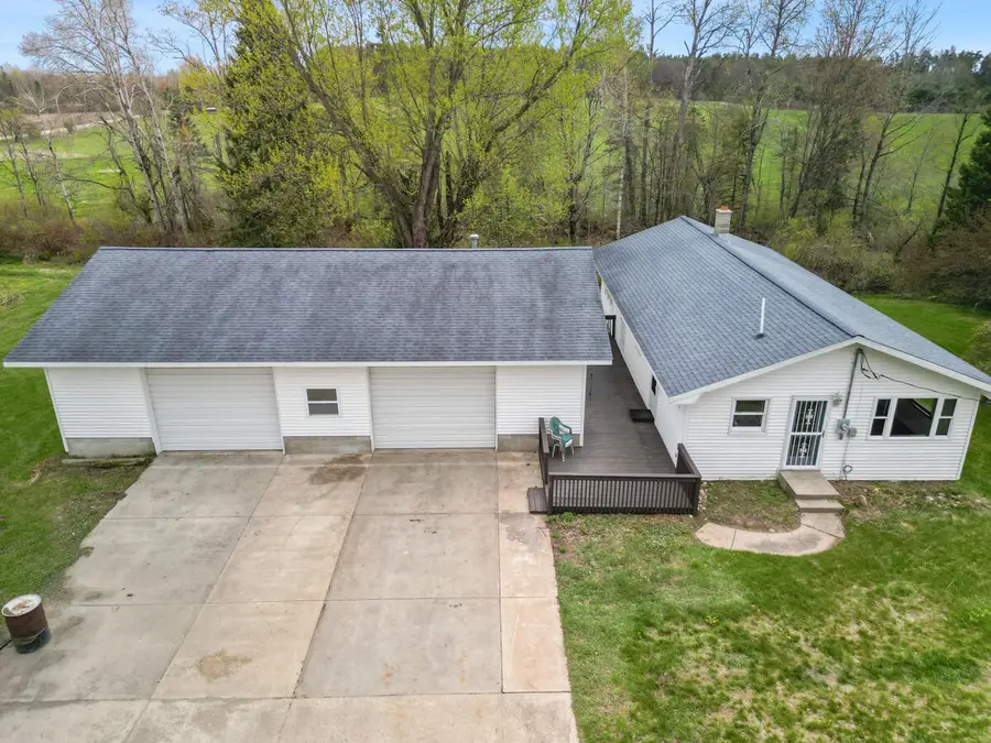 15065 21 Mile Road, Big Rapids, MI 49307 - #2