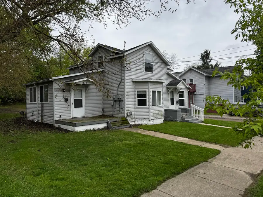 221-223 W Mason Street, Jackson, MI 49203 - #3