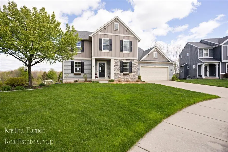 642 Echo Valley Ne, Rockford, MI 49341 - #3