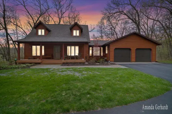 12449 Bailey Drive Ne, Lowell, MI 49331