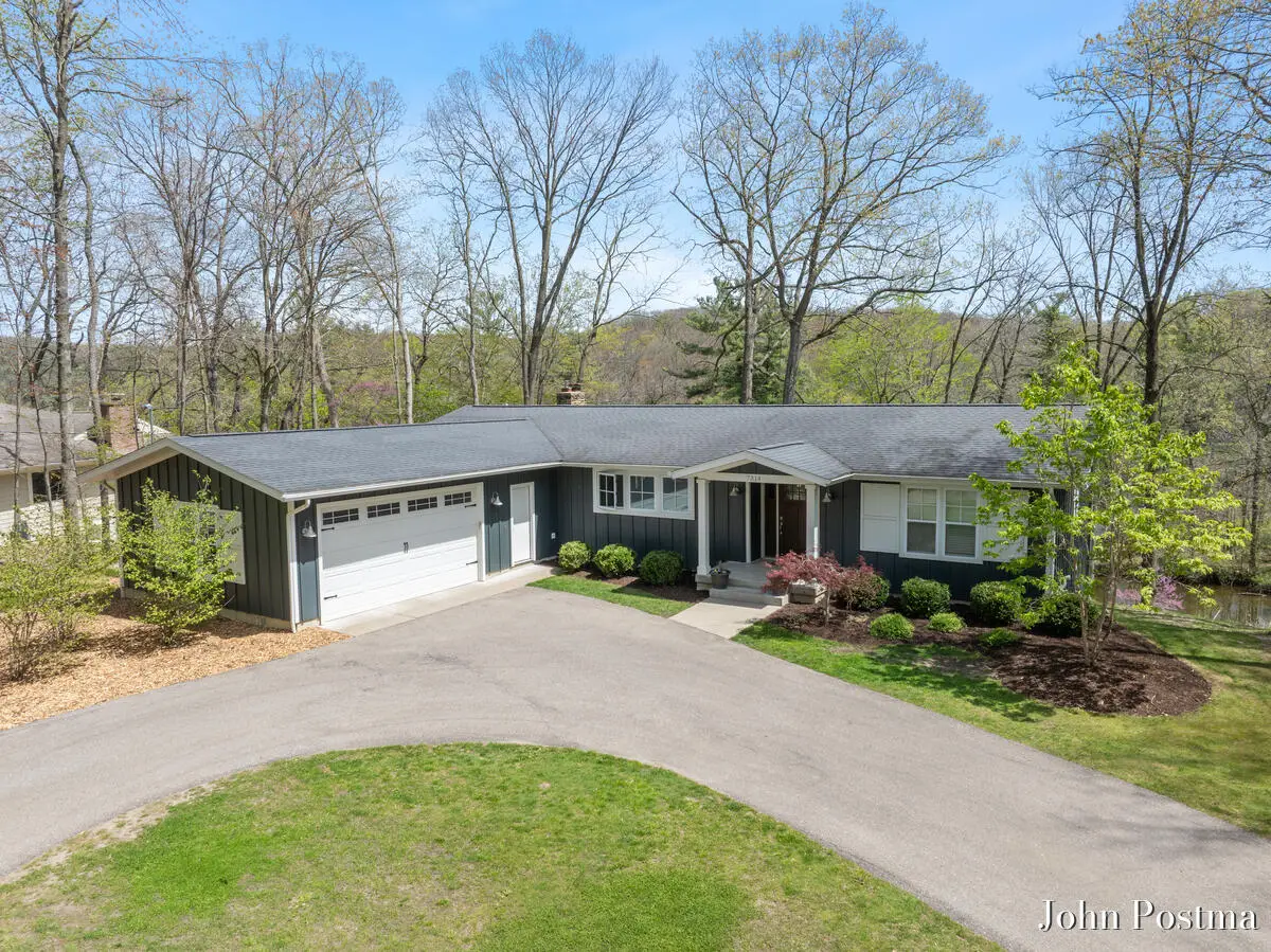 7314 Thornapple Park Drive Se, Grand Rapids, MI 49546 - #1