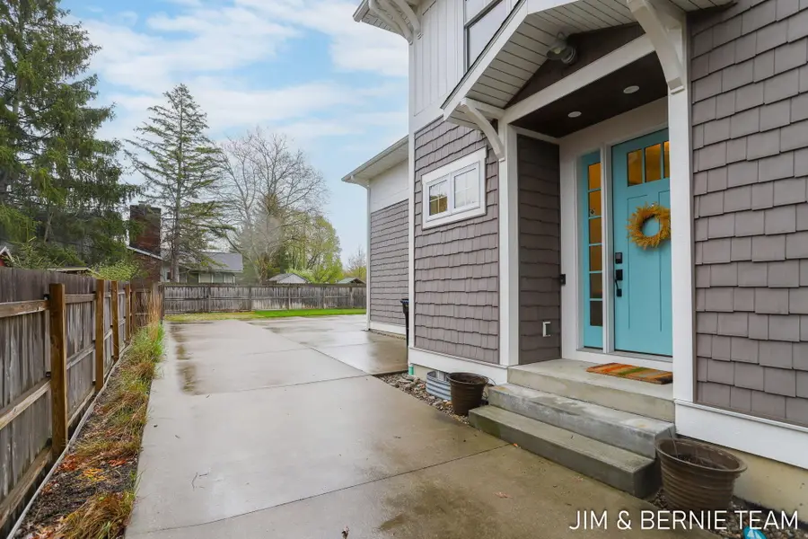 153 Elizabeth Street, Saugatuck, MI 49453 - #3