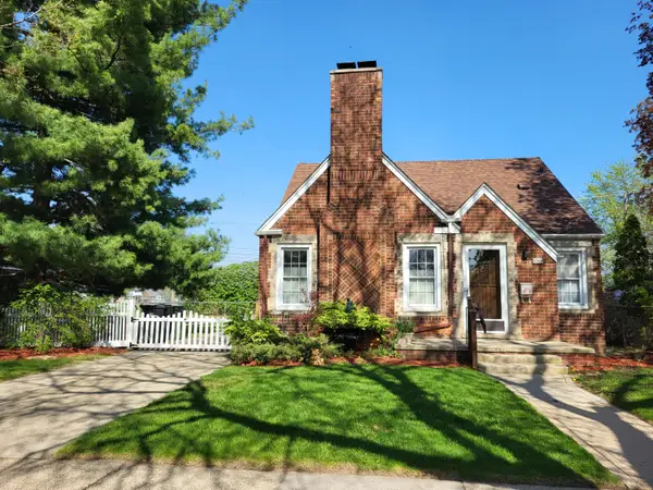 8969 Ruth Avenue, Allen Park, MI 48101