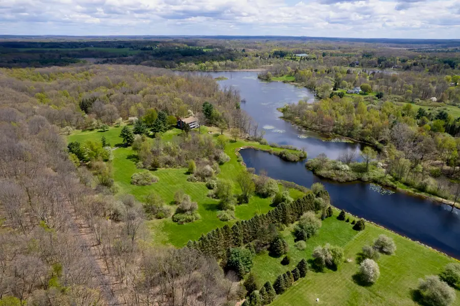 6270 Mack Road, Howell, MI 48855 - #2