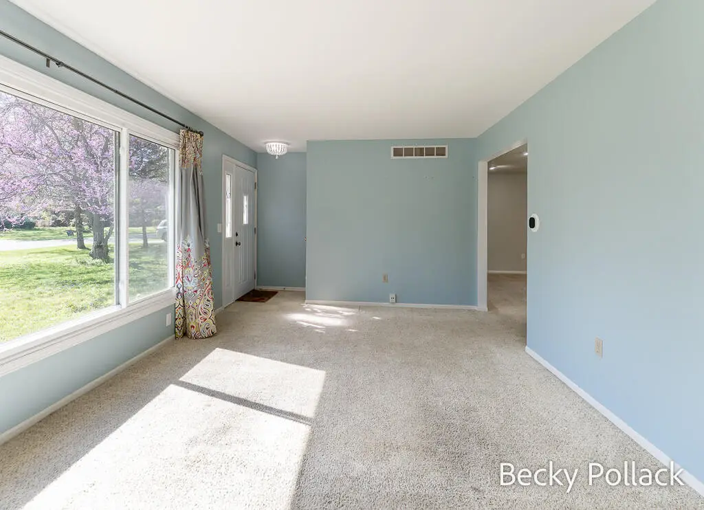 338 N 145th Avenue, Holland, MI 49424 - #1