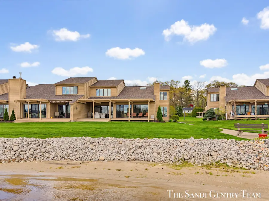 15780 N Prospect Point Drive, Spring Lake, MI 49456 - #3