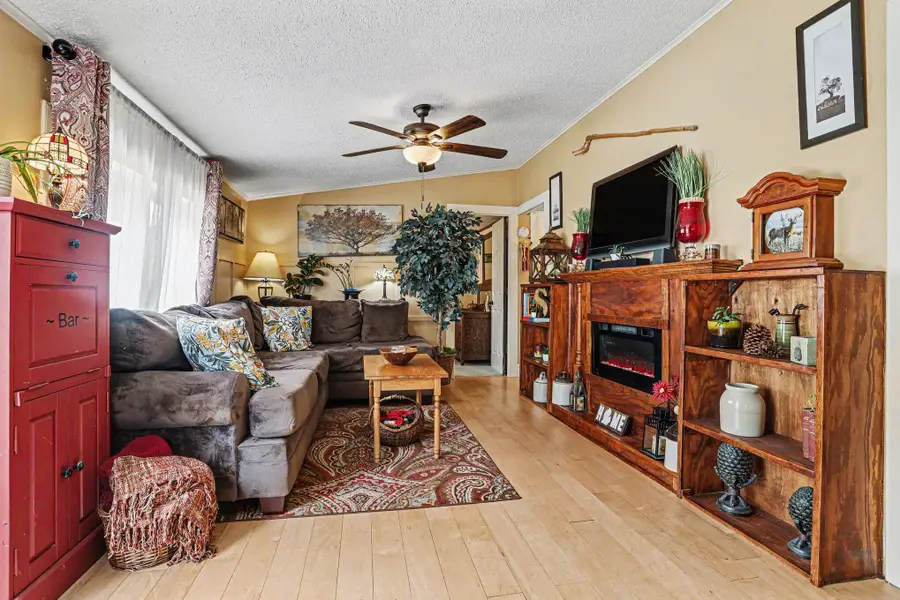 418 Polk Street, Colon, MI 49040 - #3