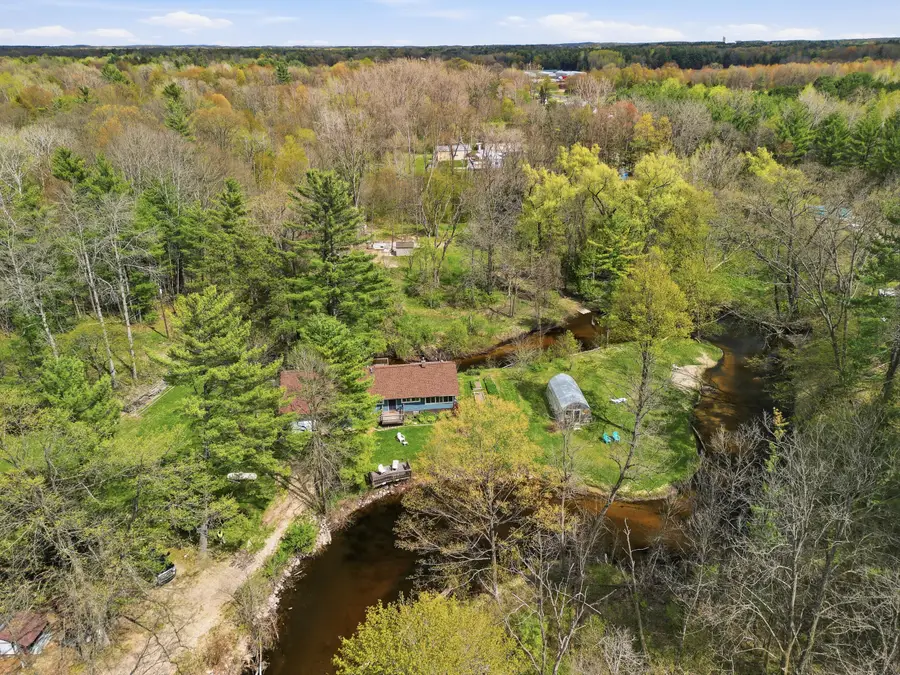 7140 N Amy School Road, Howard City, MI 49329 - #3