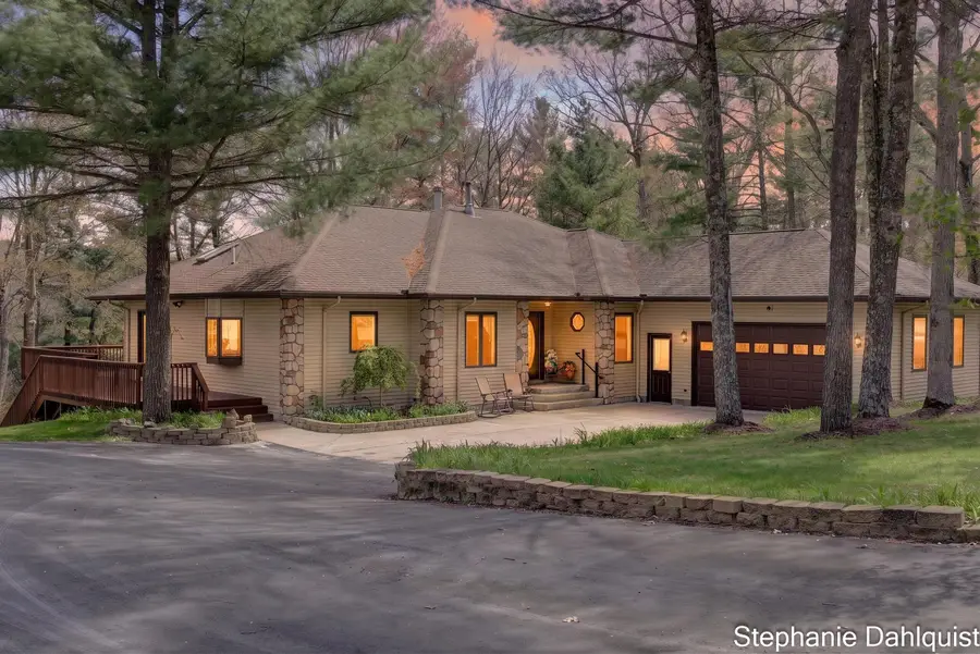9160 Mill Pond Trail, Whitehall, MI 49461 - #2