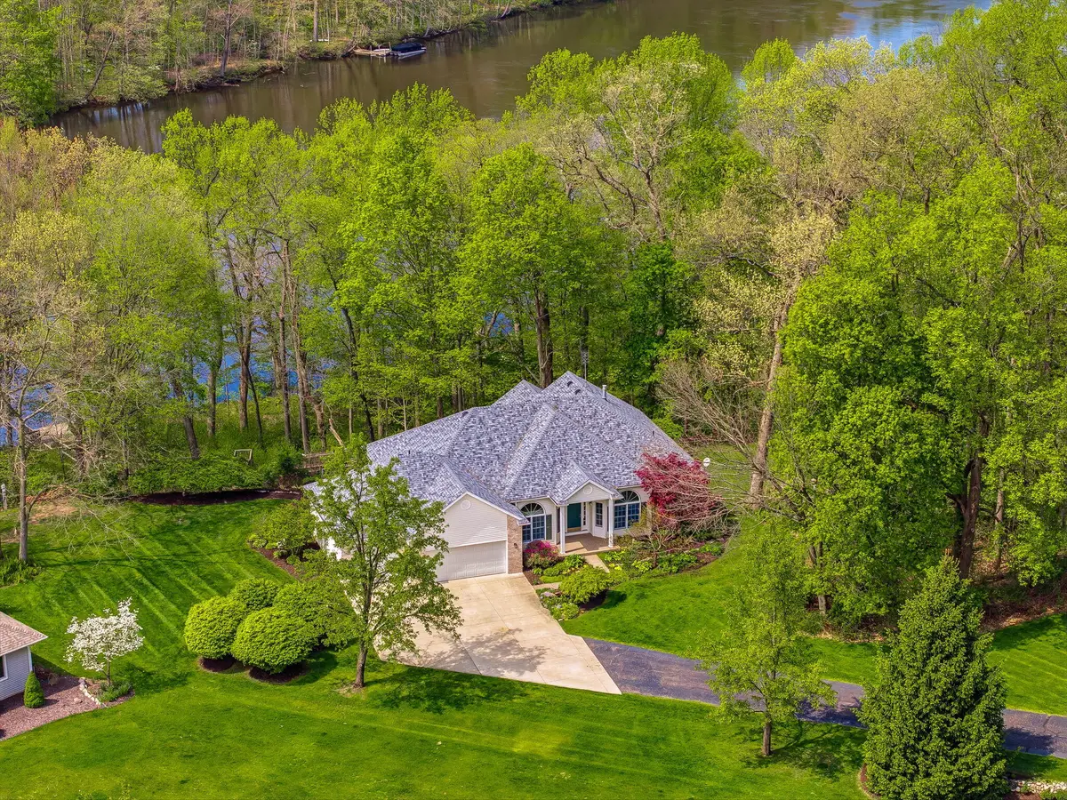 4561 River Pointe Boulevard, Niles, MI 49120 - #1