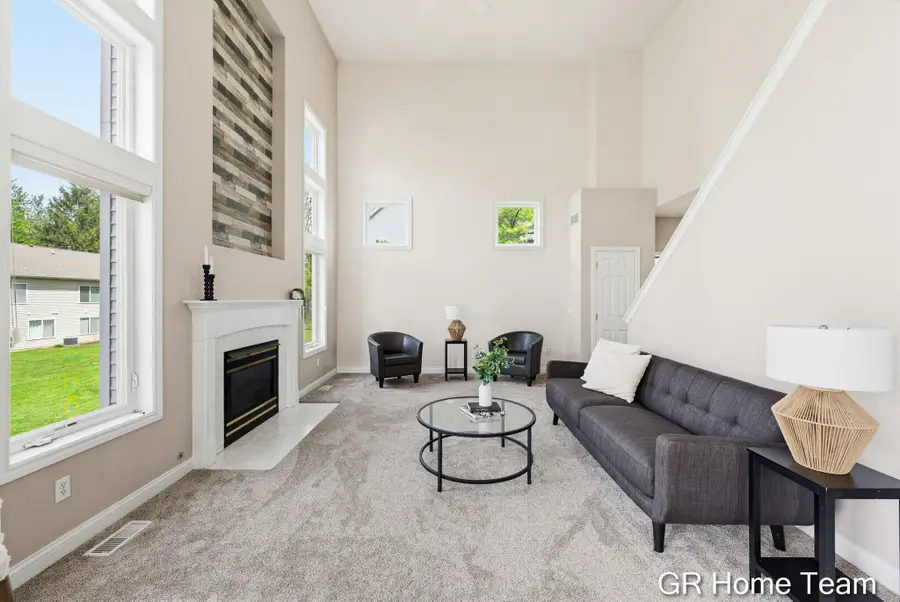 3777 Mayberry Court Se, Kentwood, MI 49512 - #3