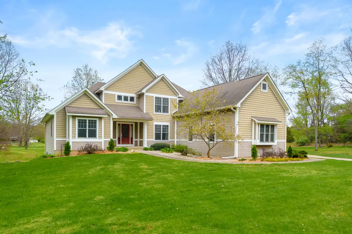 9048 Montezuma Avenue, Kalamazoo, MI 49009 - #1
