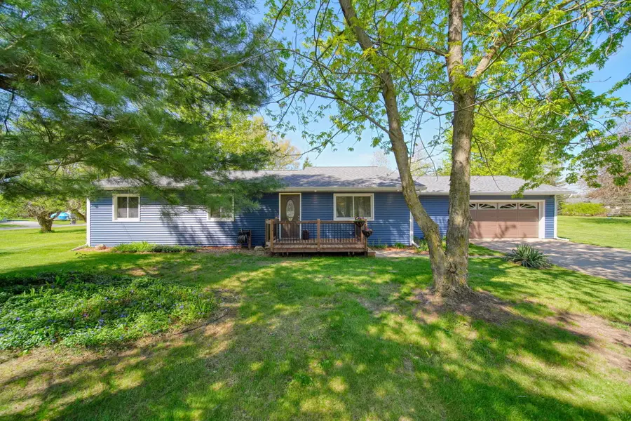 124 Carlysle Drive, Brooklyn, MI 49230 - #3