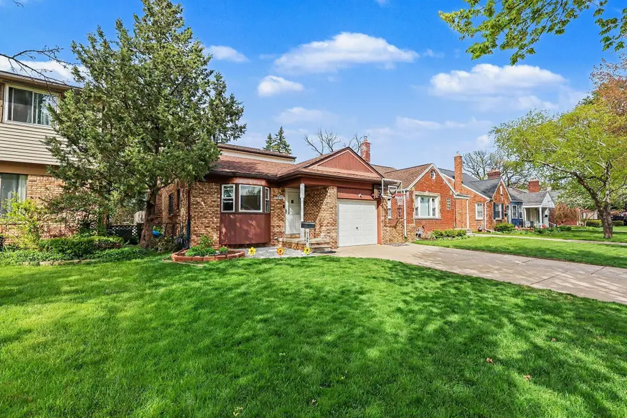 2182 Anita Avenue Avenue, Grosse Pointe Woods, MI 48236 - #3