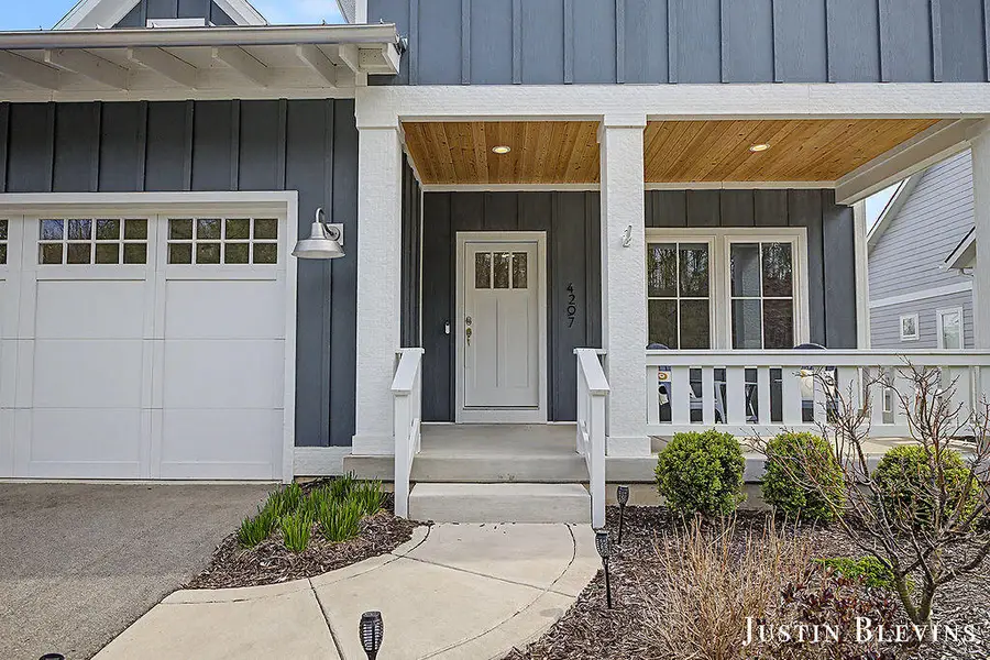 4297 Riverlands Court Ne, Grand Rapids, MI 49525 - #3