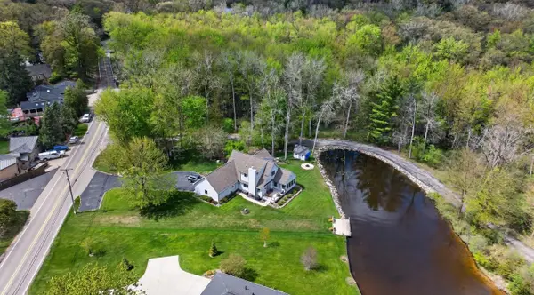 5745 Browns Lake Road, Jackson, MI 49203