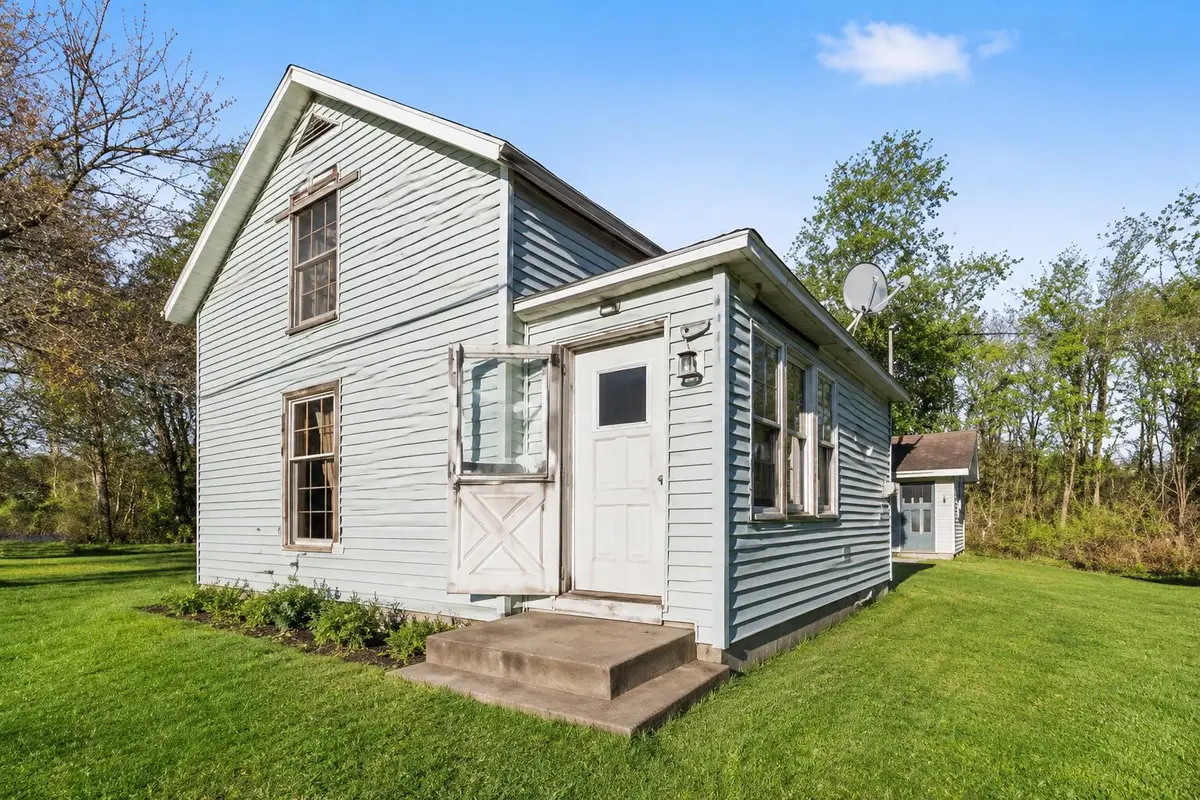 32458 County Road 665, Paw Paw, MI 49079 - #1