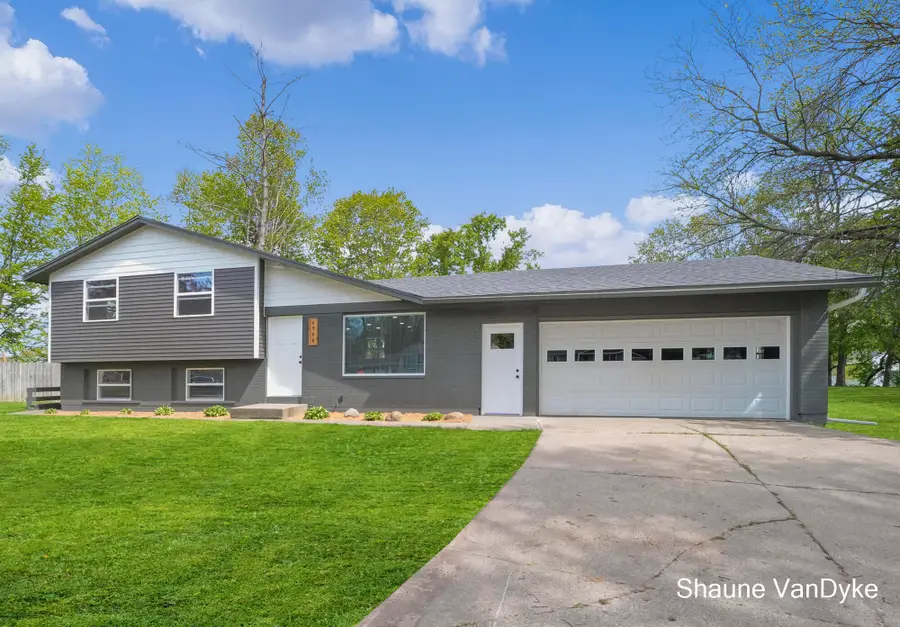 4566 Lantern Court Nw, Comstock Park, MI 49321 - #2