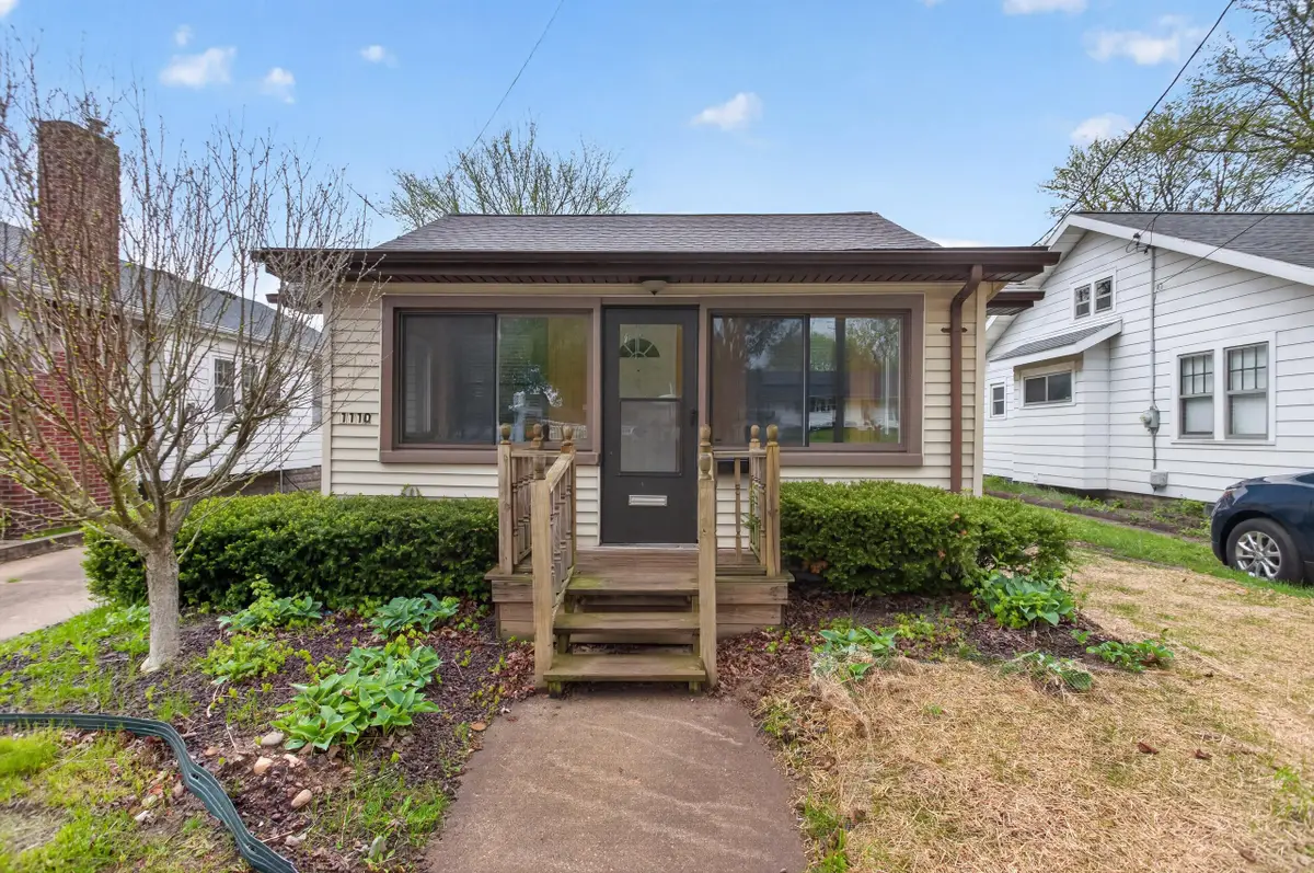 1110 E North Street, Jackson, MI 49202 - #1