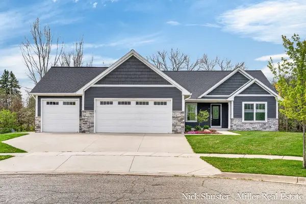 128 Thorn Hill Court, Hastings, MI 49058
