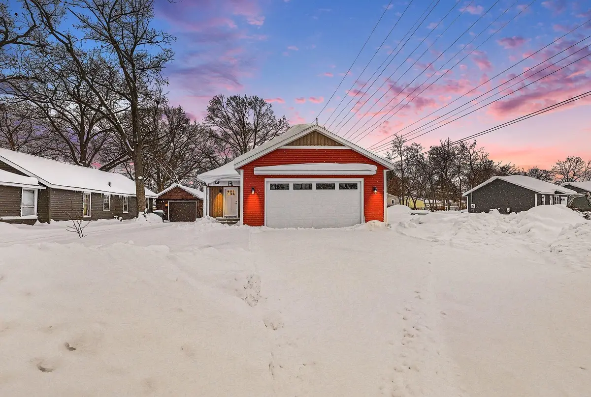 907 Orchard Avenue, Muskegon, MI 49442 - #1