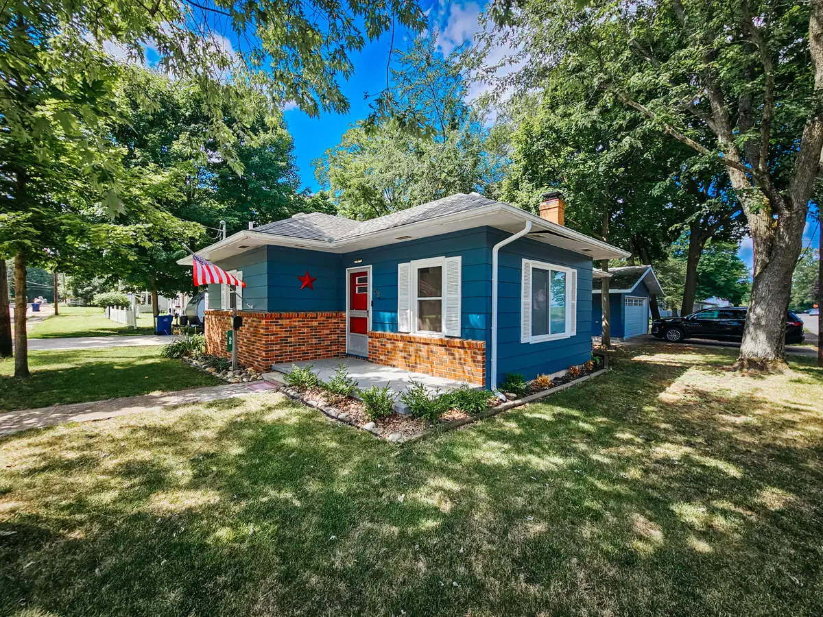 58 Salem Street, Hillsdale, MI 49242 - #1