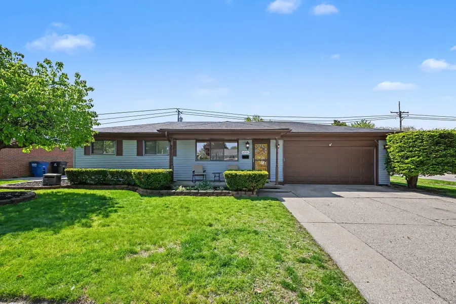 6506 Chirrewa Street, Westland, MI 48185 - #2