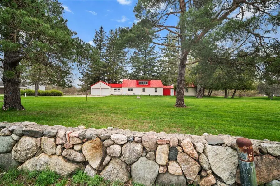 5599 Howard City Edmore Road, Vestaburg, MI 48891 - #3