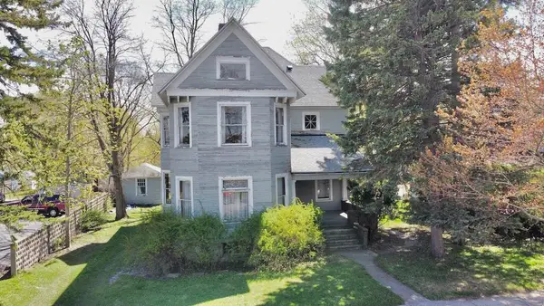 339 2nd Street, Manistee, MI 49660