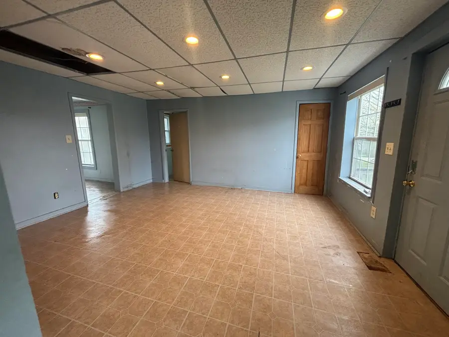 206 E 6th Street, Marion, MI 49665 - #2