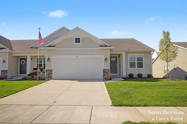 2914 Veld Creek Drive #31, Rockford, MI 49341